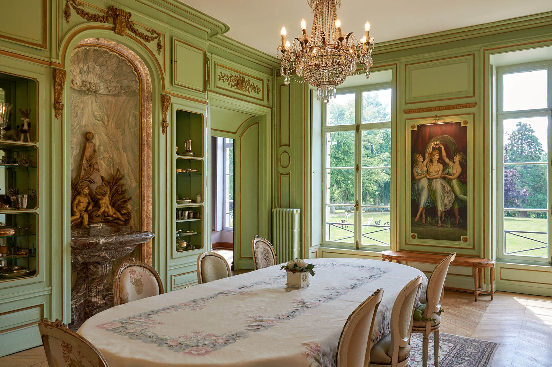 Organiser vos pauses sucrées ou salées dans nos salons du château